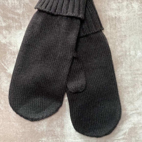 NWT kate spade | taxi mittens - Picture 4 of 6